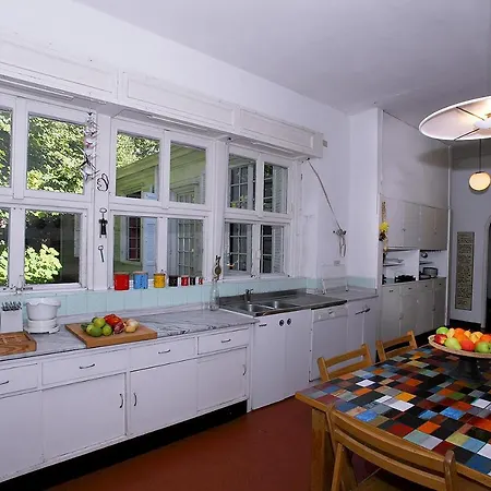 Sleeps 9 Pool * Lierna